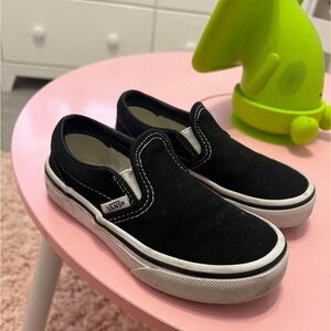 Toddler black slip on Vans size 11